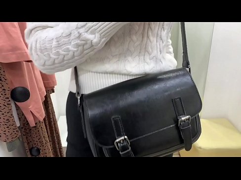 ❤️ Nyilvános maszturbáció a fiatal szuka FeralBerry egy dildóval a próbafülkében Anal pornó at hu.com-milf-300.ru ❌️❤